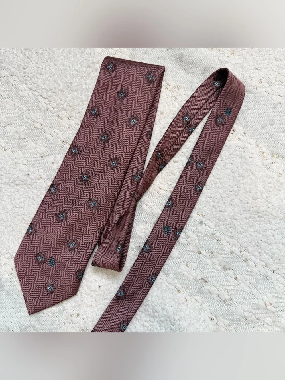 Christian Dior tie maroon, blue, red and white silk blend neck tie